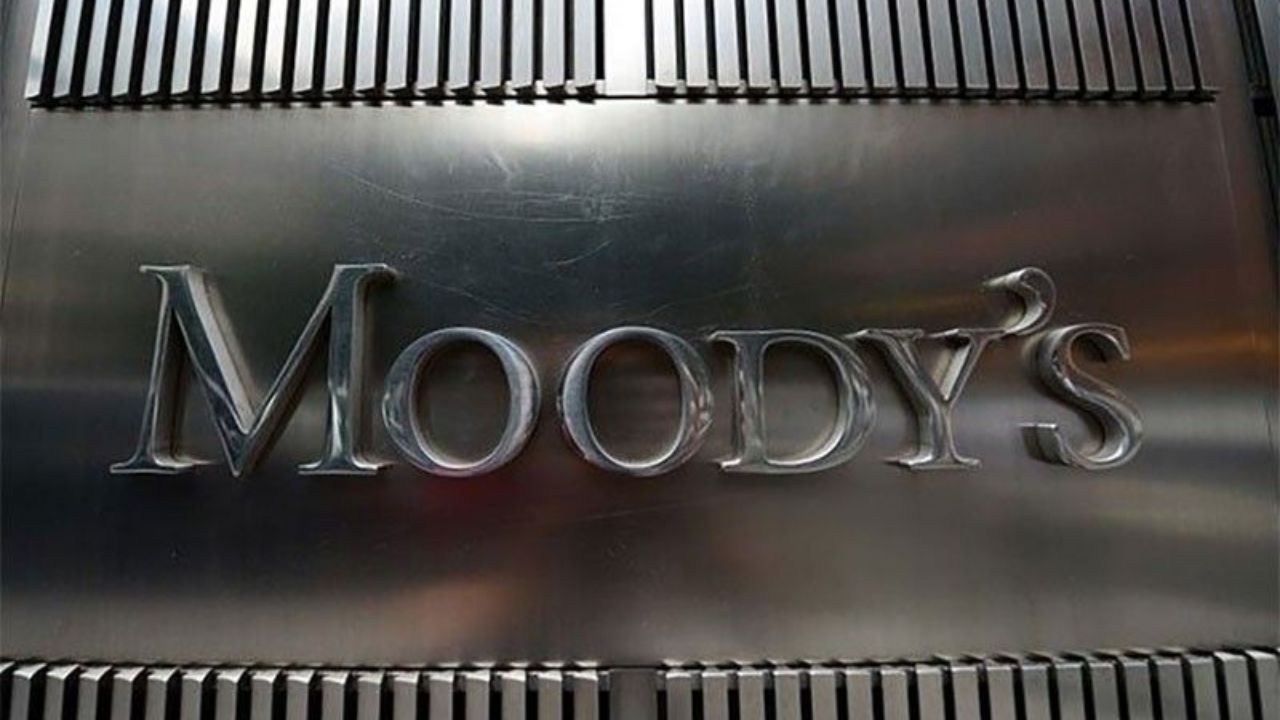 Usthadian Academy / Moody’s Analytics Forecasts India’s Economy to Grow by 6.1% in 2024 | 15 apr 2024 Usthadian Academy / Moody’s Analytics Forecasts India’s Economy to Grow by 6.1% in 2024